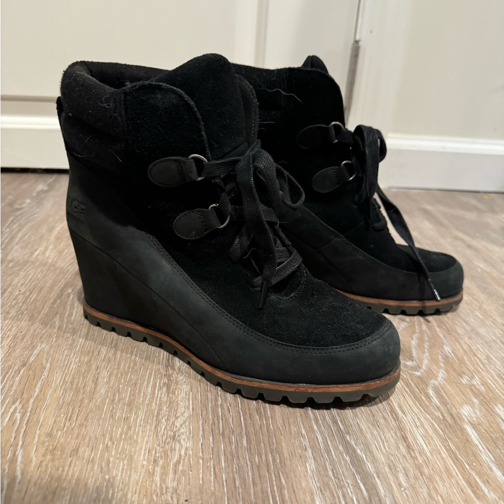 UGG Black Winter Rain Boots with Wedge Heel and Lace-Up Closure